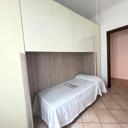 Cn022 - Cesenatico, Ampio Trilocale Sul Porto Canale Appartamento *